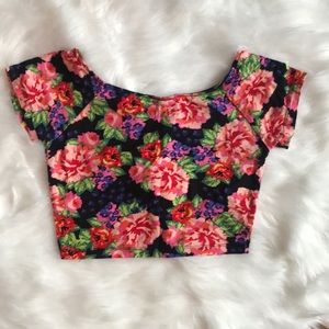 Rue21 Crop Top. Size Small